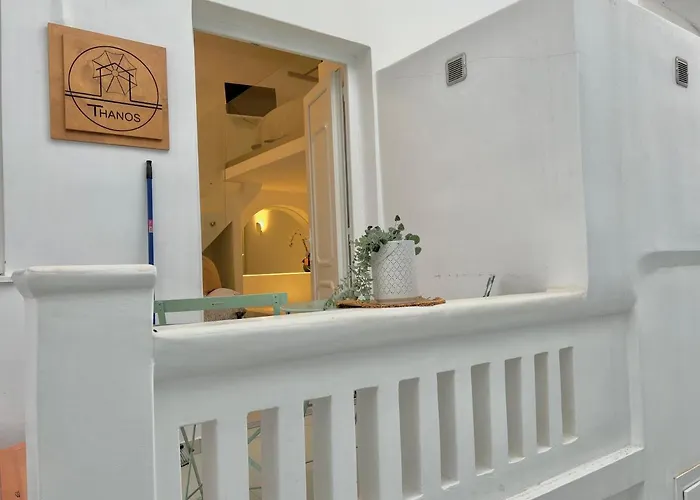 דירה Thanos Place By Dival *